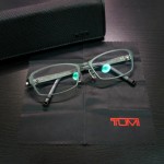 TUMIのメガネ